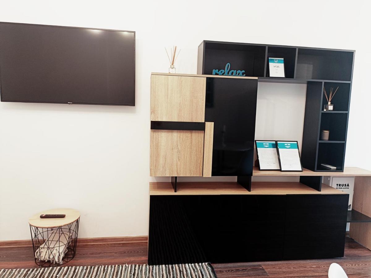 Christopher Apartment オラデア エクステリア 写真