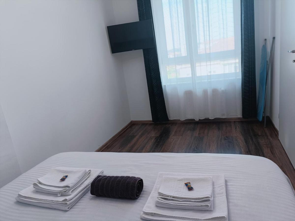 Christopher Apartment オラデア エクステリア 写真